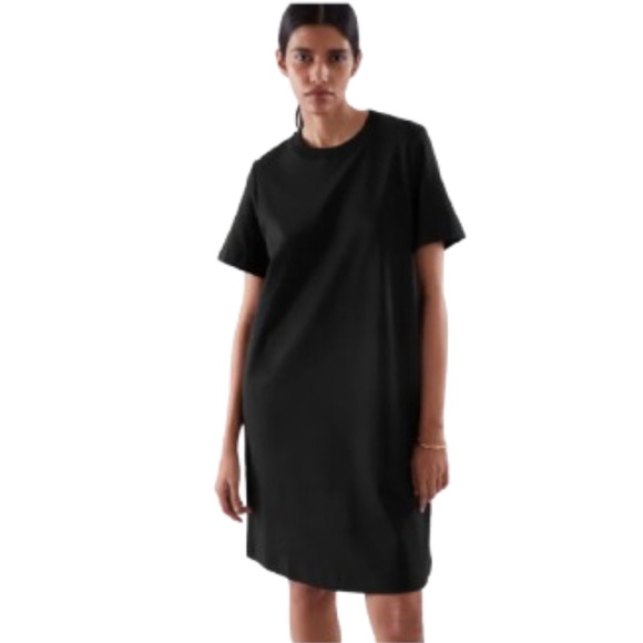 COS black shirt dress with short sleeves and u-shaped neckline stained - Picture 1 of 12